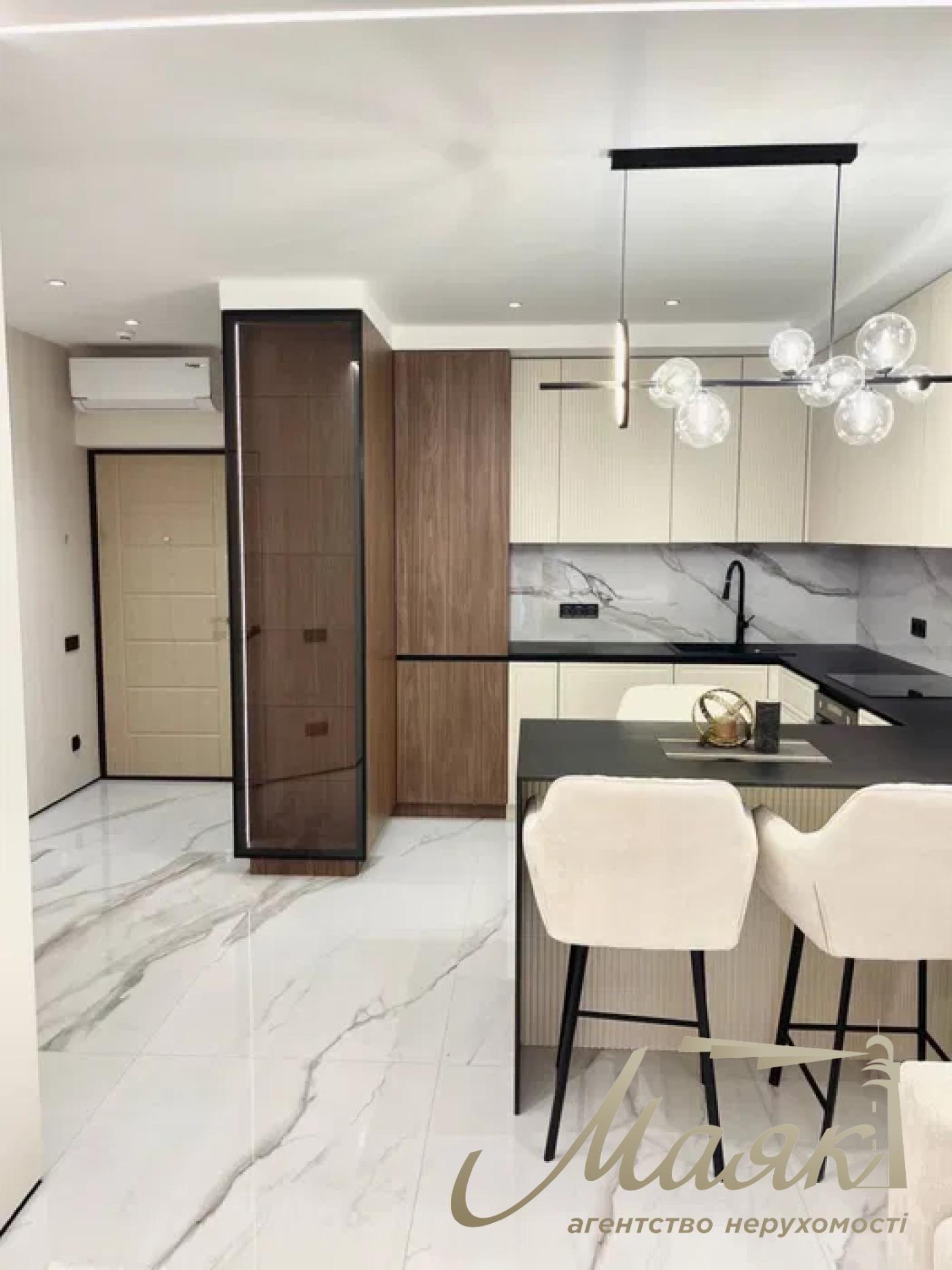 Продажа 2-комнатной квартиры ЖК Новая Англия, ул. Максимовича