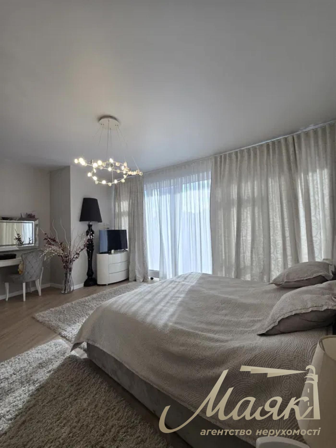 Продаж 4-кімнатної квартири ЖК Busov Hill, вул. Бусловська