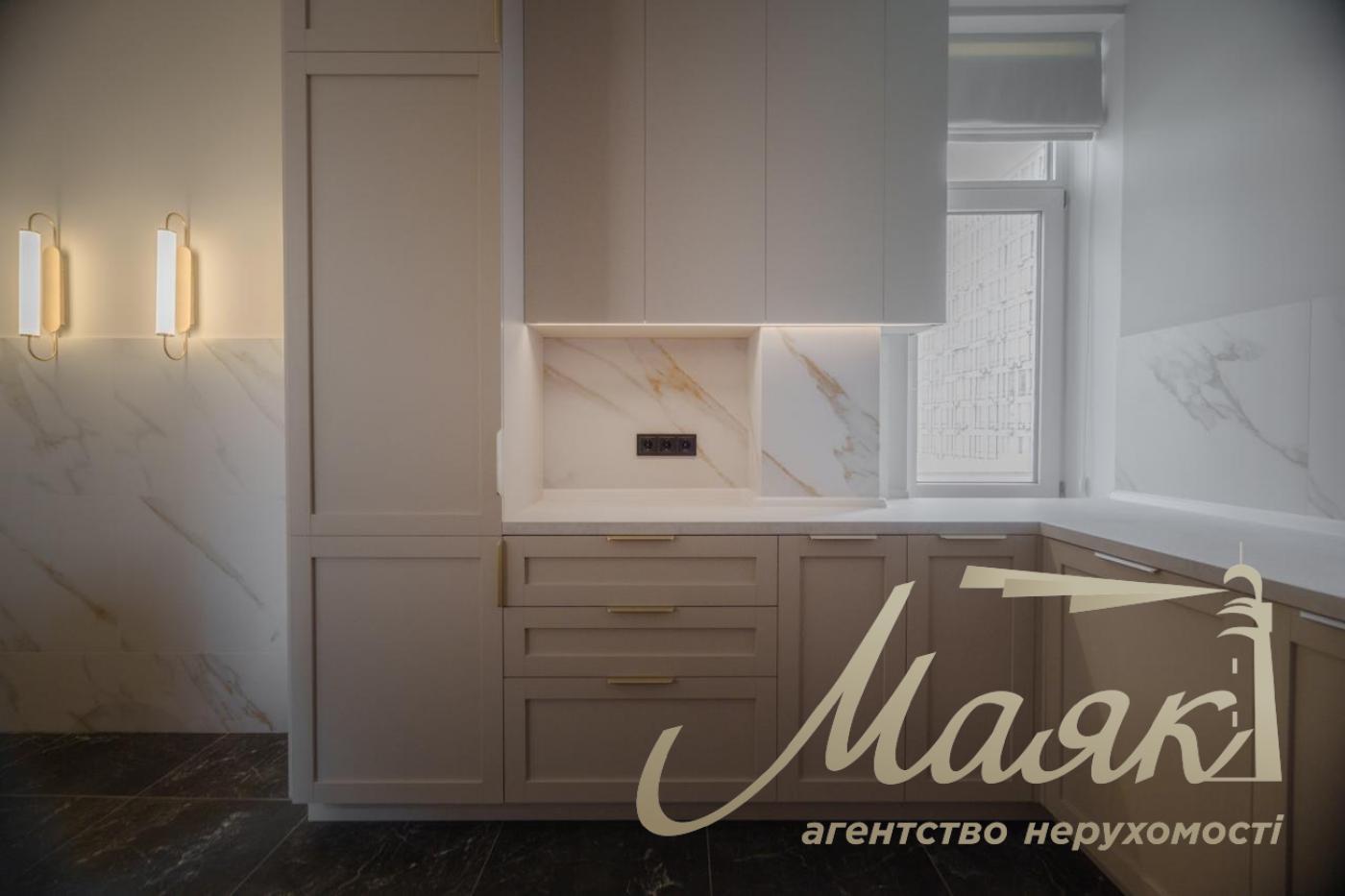 Office for rent in the Center m. Palace of Sports, Esplanadnaya str.