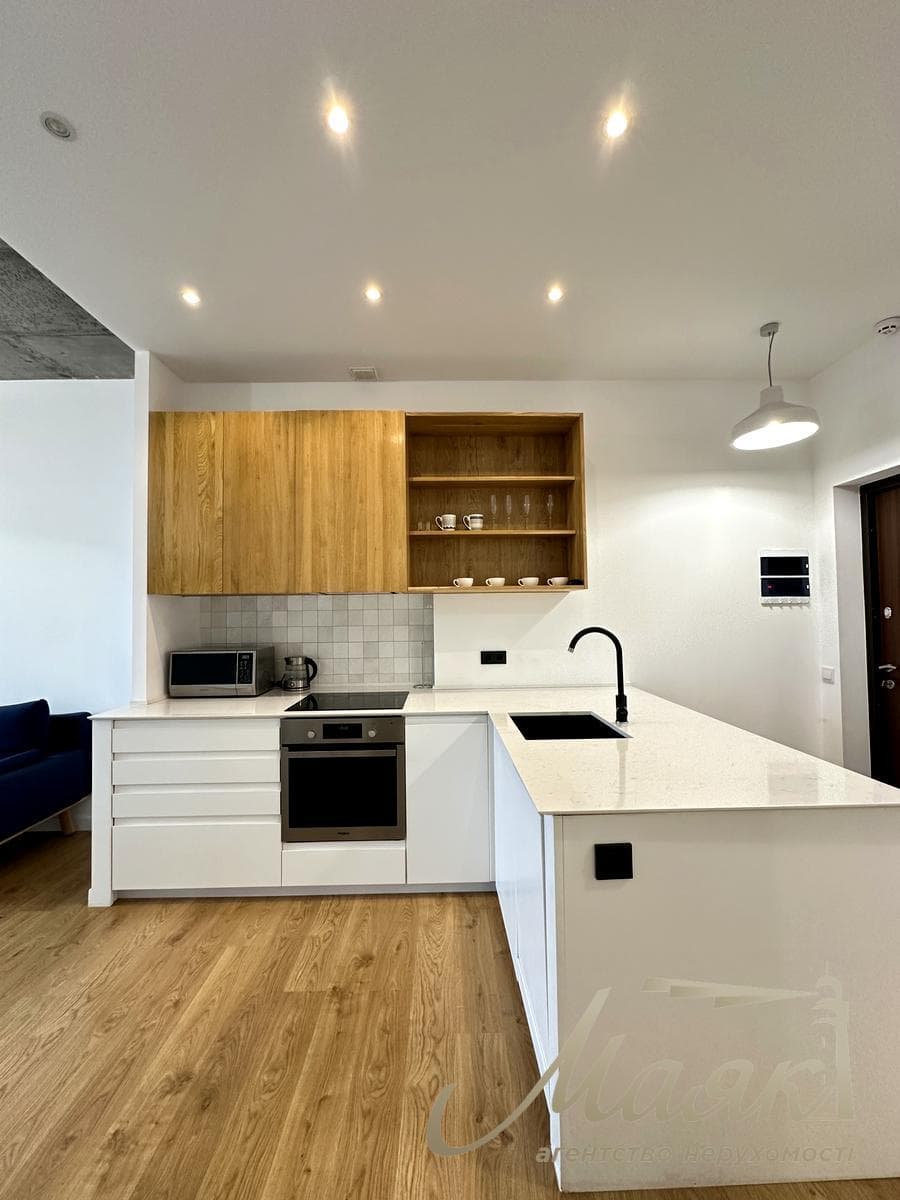 2-Bedroom Apartment for Rent in the Tetris Hall Residential Complex, Delovaya Street