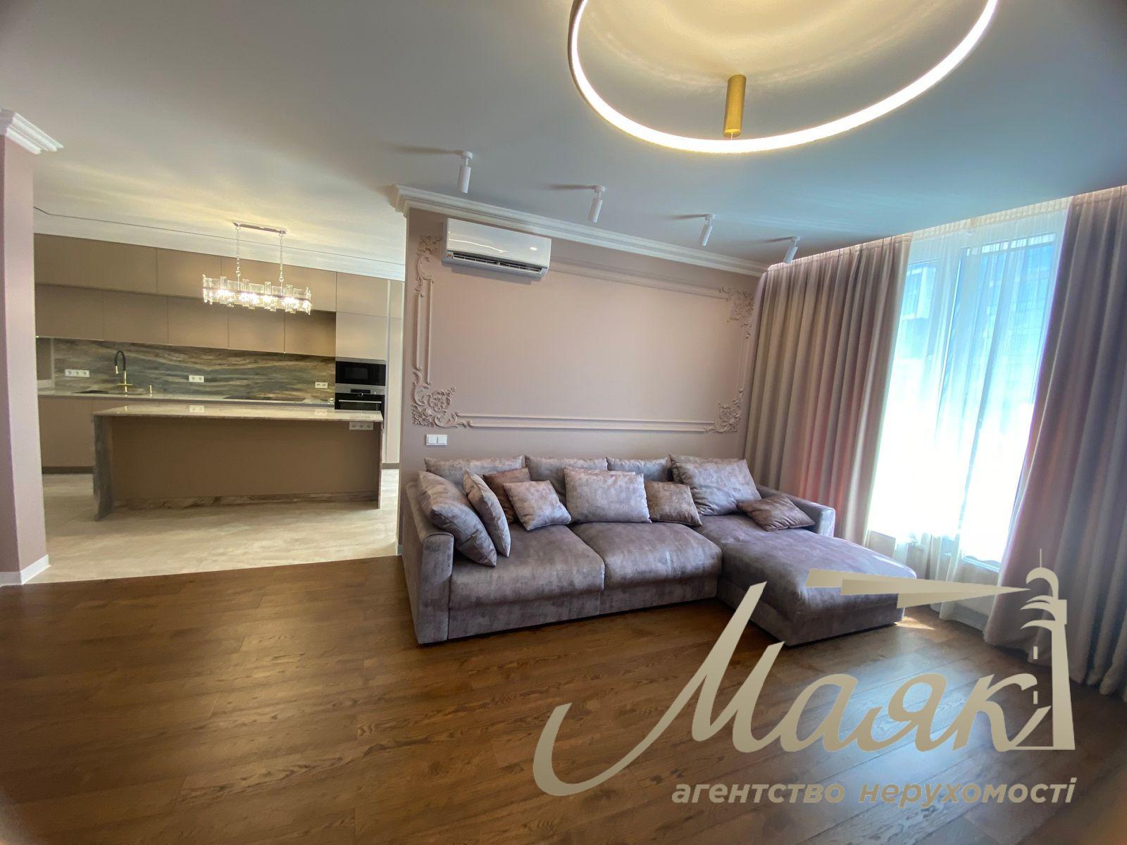 Продажа 4-х комнатной квартиры в ЖК Новопечерская Вежа