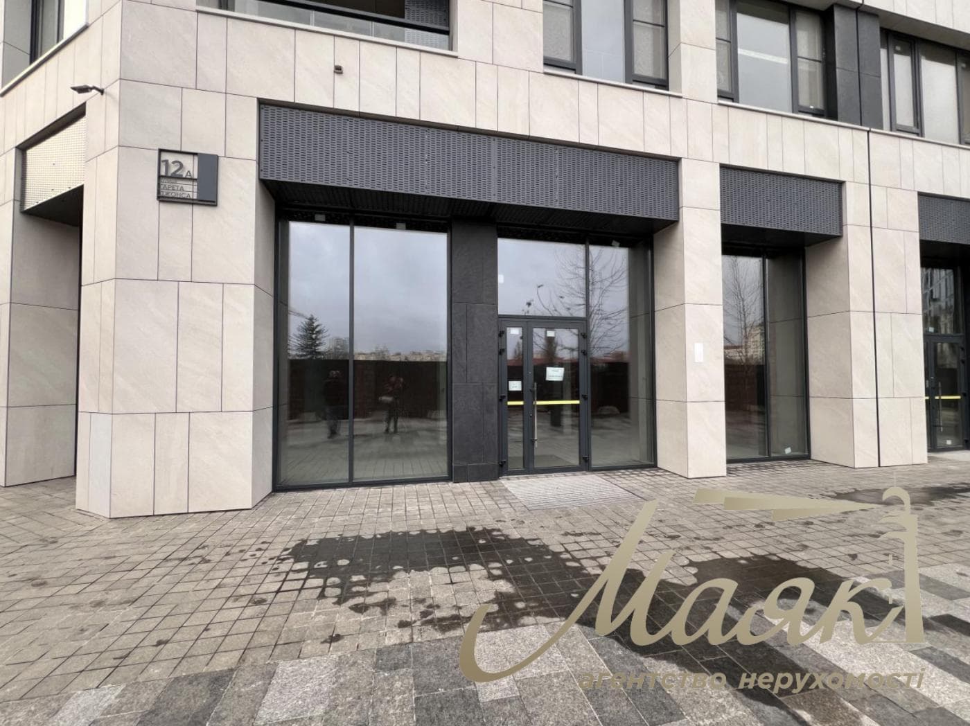 Продаж фасадного приміщення площею 103,3 м², ЖК Unit Home