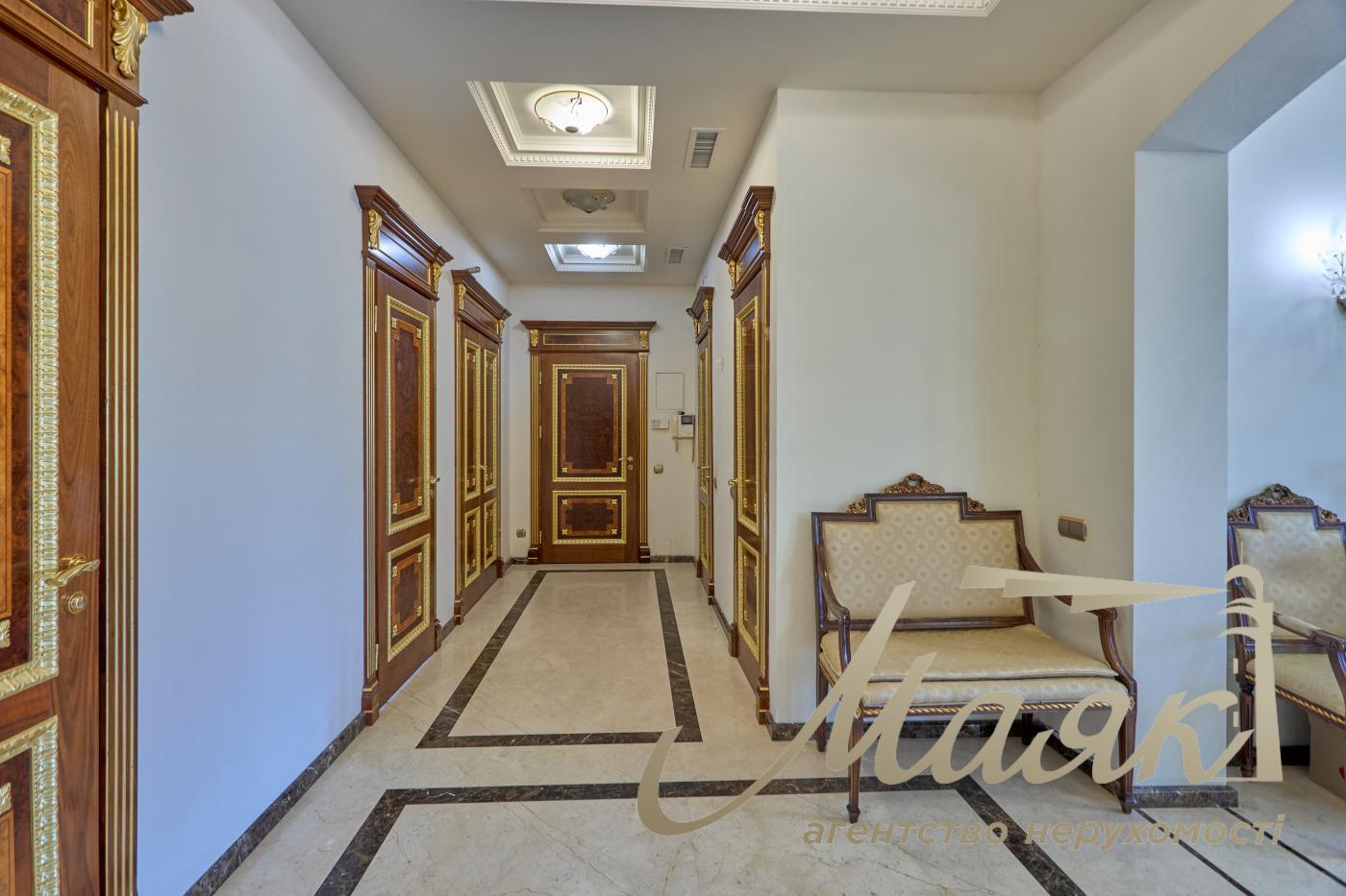 Оренда 4 кімнатної квартири, 163 м, Жилянська 30а, Голосіївський район