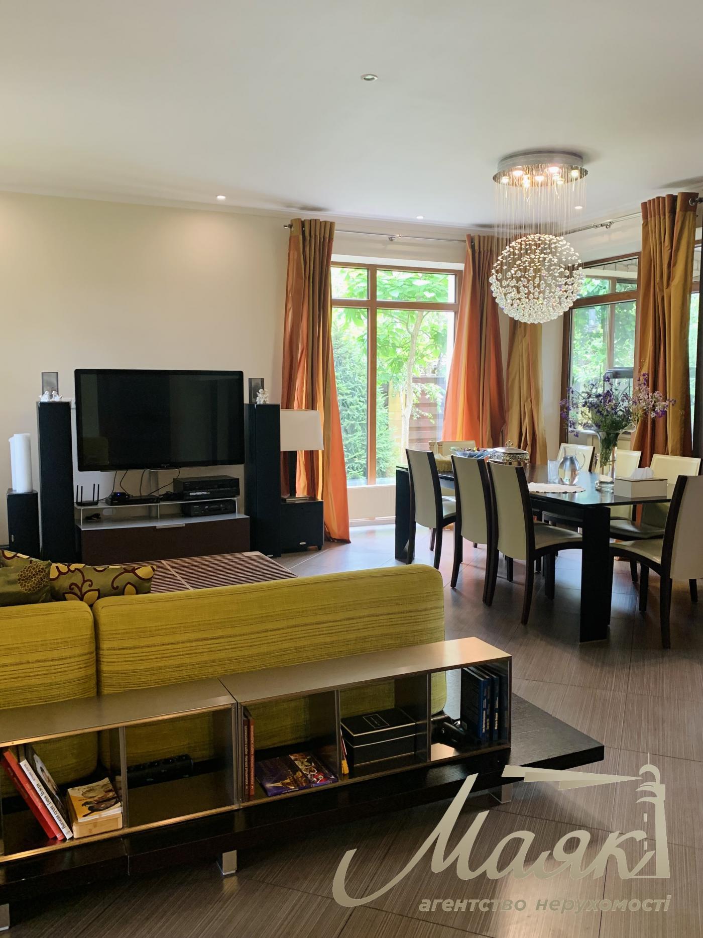 Продаж будинку Березівка Бучанський район, продаж будинку з сауною