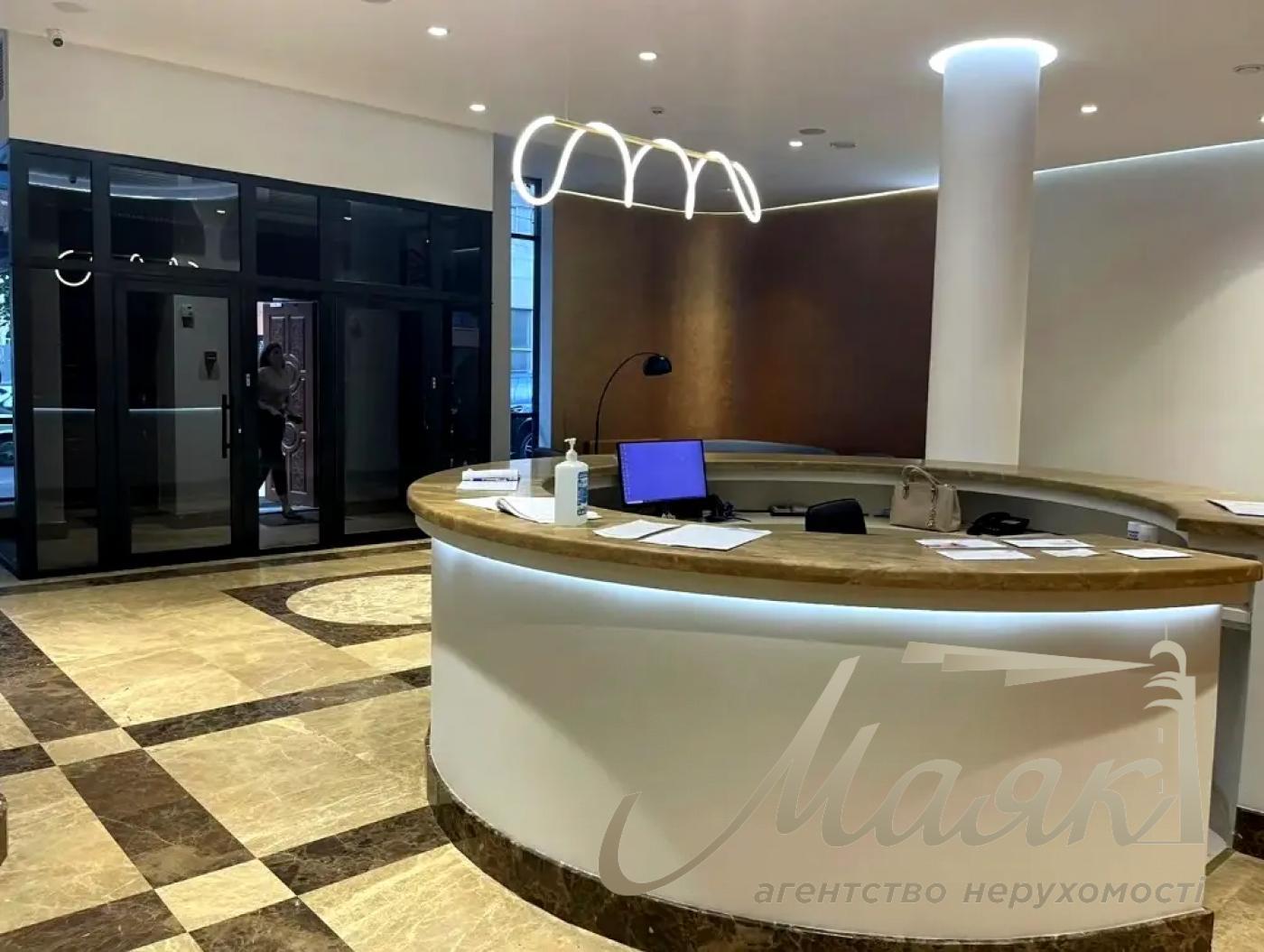 Оренда офісу 208 м2 у БЦ Сапфір, Хрестовий провулок 2, Печерський район.