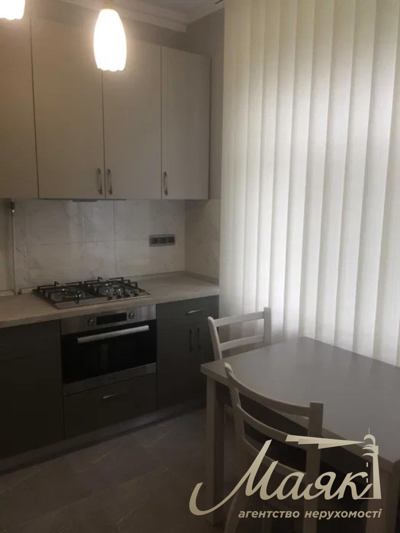 Продаж 2-х кімнатної квартири за адресою пров. Гордієнка 10