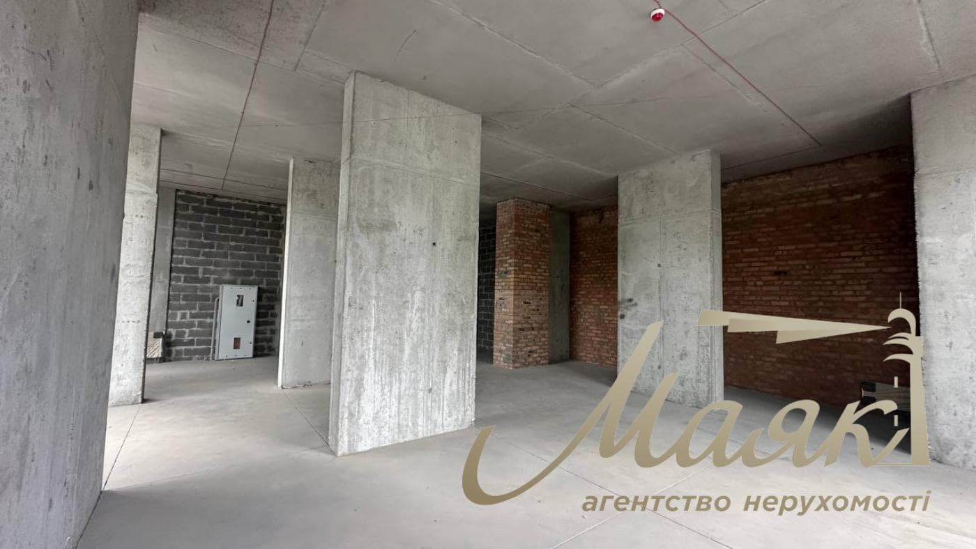 Оренда комерційного приміщення 99,1 м² в ЖК "Варшавський 2", вул. Крстерів, 14Б, Подільський район