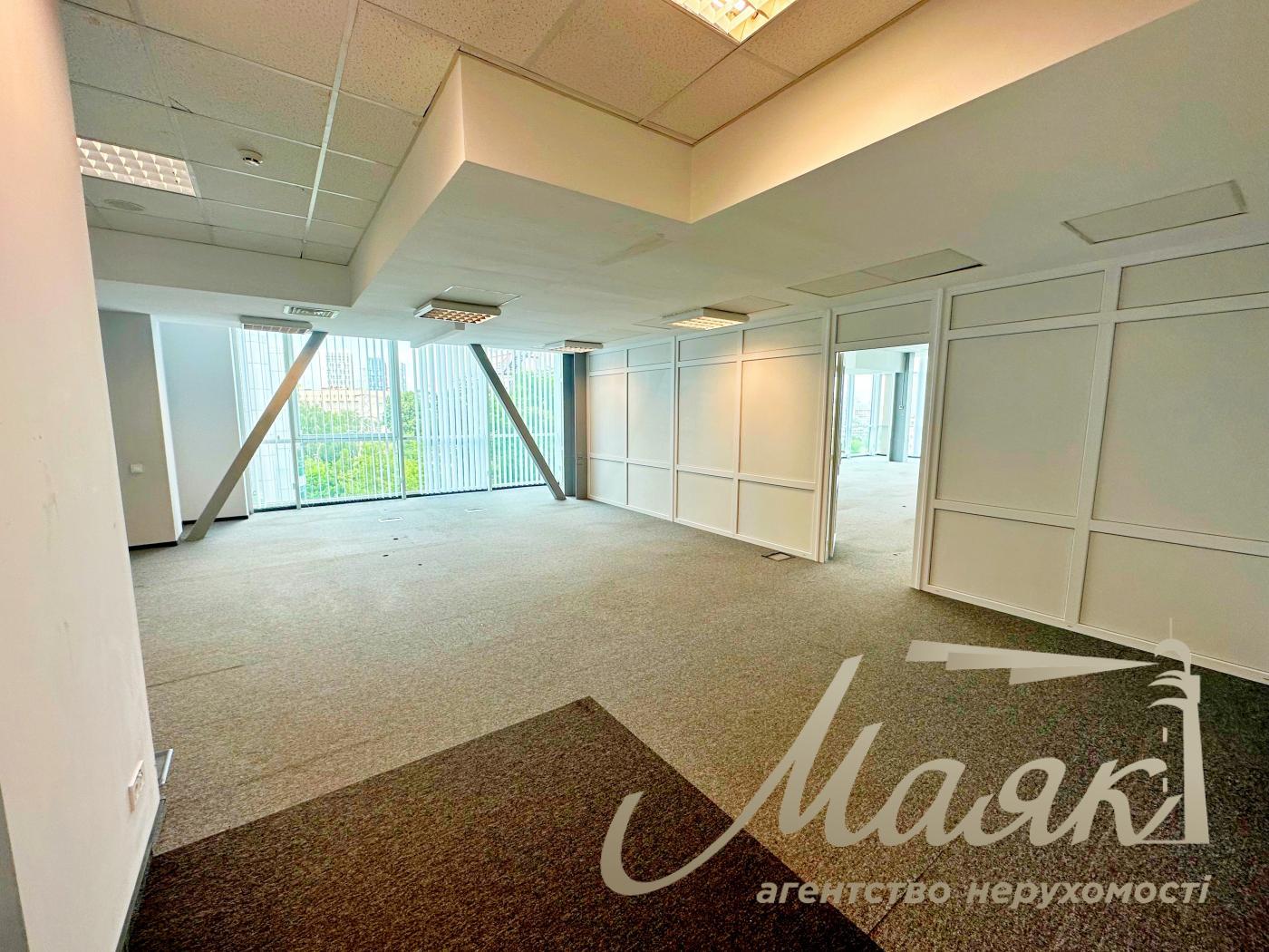 Аренда офисного помещение 652м2 с в бизнес центре, Соломенка