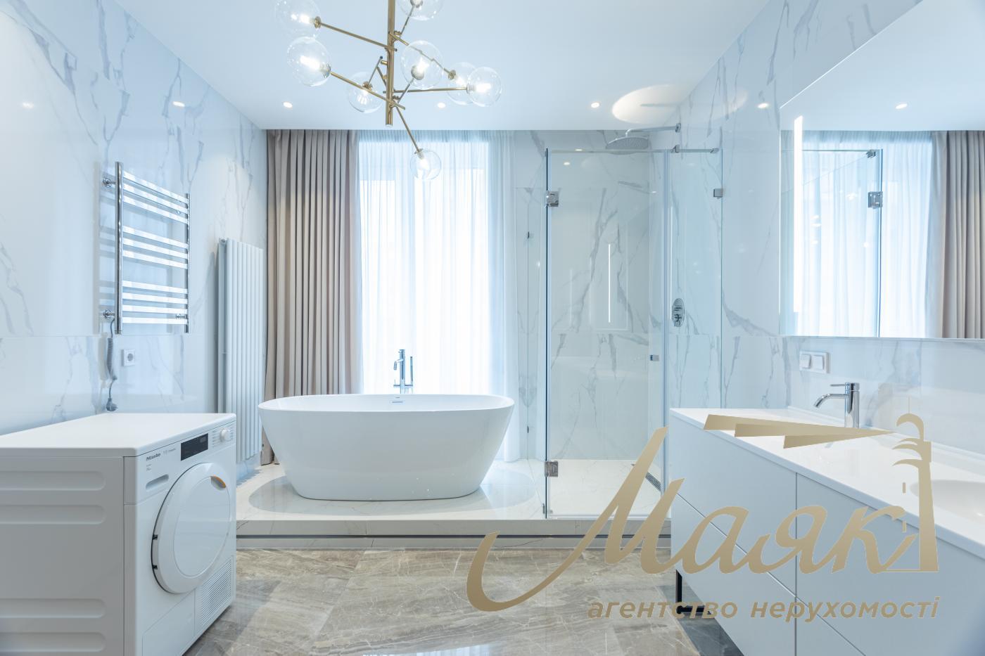 Продаж 4-кімнатної квартири 180 м² в ЖК "Новопечерські Липки", Драгомирова 15Б, Печерський район, Київ.