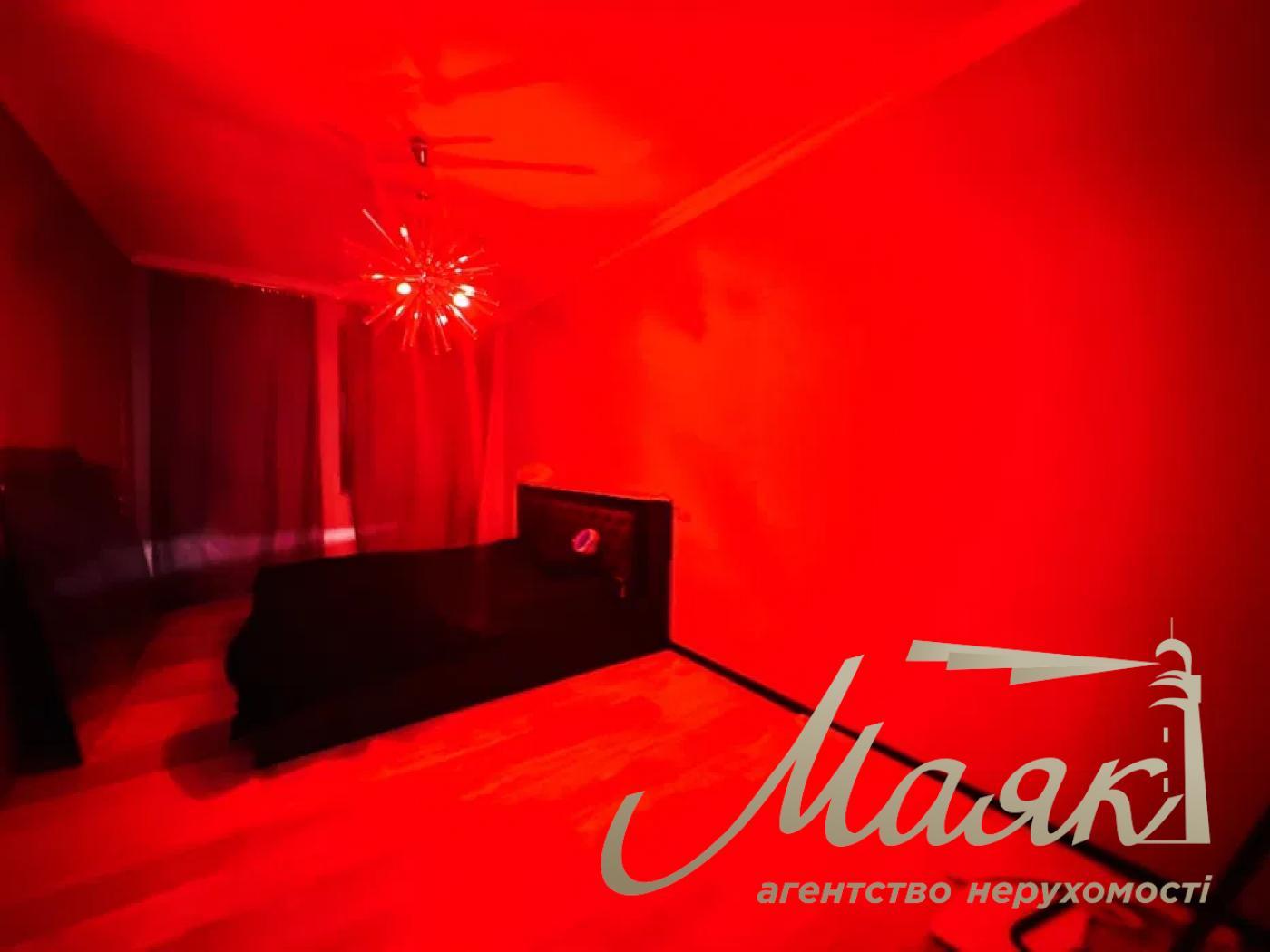 Продаж 2-кімнатної квартири вул. Павлівська, Солдатська Слобідка