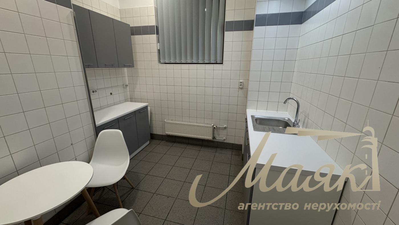 Аренда офиса 173,6 м2 в БЦ на Хрещатике, в самом центре Киева