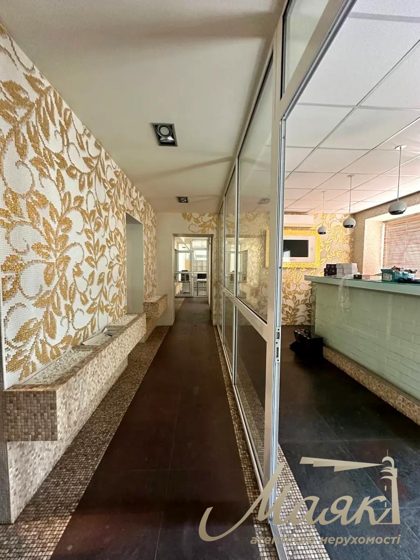 Office for rent 230m2 Aleksa Tikhogo str. 89-A, Shulyavskaya.