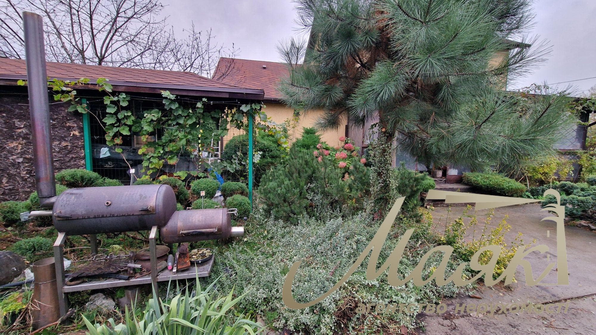 Оренда 2-поверхового будинку (100 м²) на 8 сотках землі в с. Гнедін