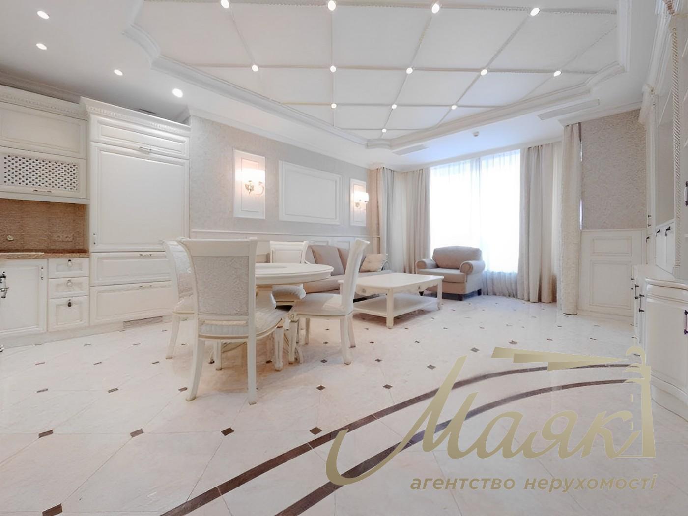 Rent of a 4-room apartment in an elite gated complex Lipskaya Bashnya, Pechersky district.