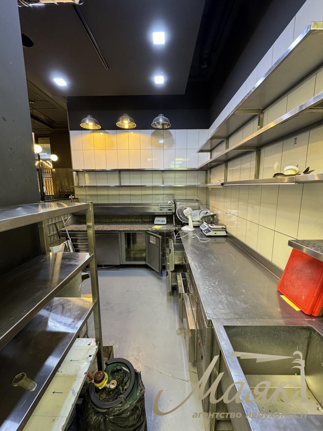 Оренда фасадного приміщення, 140 м2, ЖК Французький Квартал 2, Печерськ