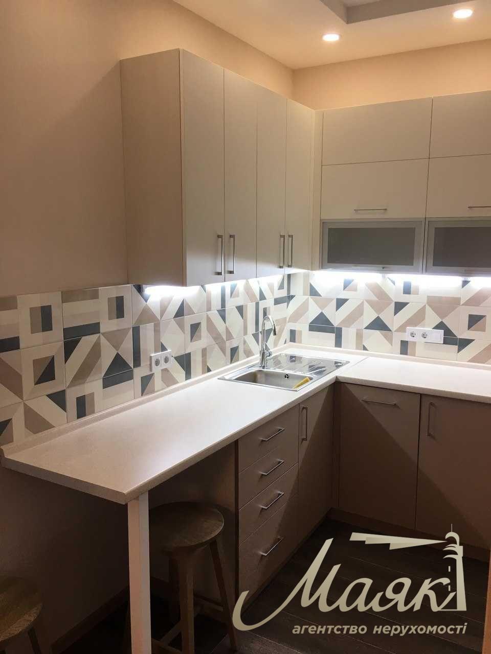 Продаж 2-кімнатної квартири ЖК "Французький квартал" Саперне Поле 12, Печерський