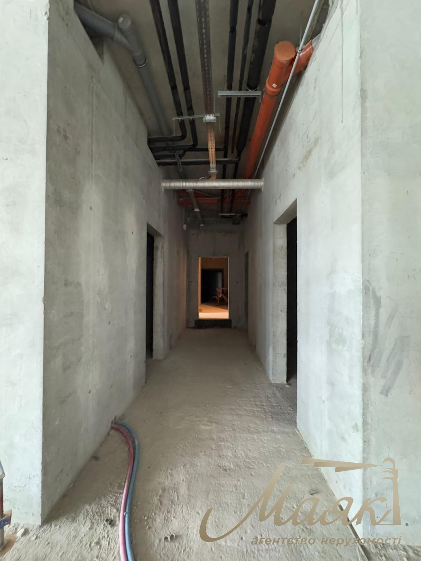 Rent a facade of 700m2 for a restaurant, Bridge, Slavutich