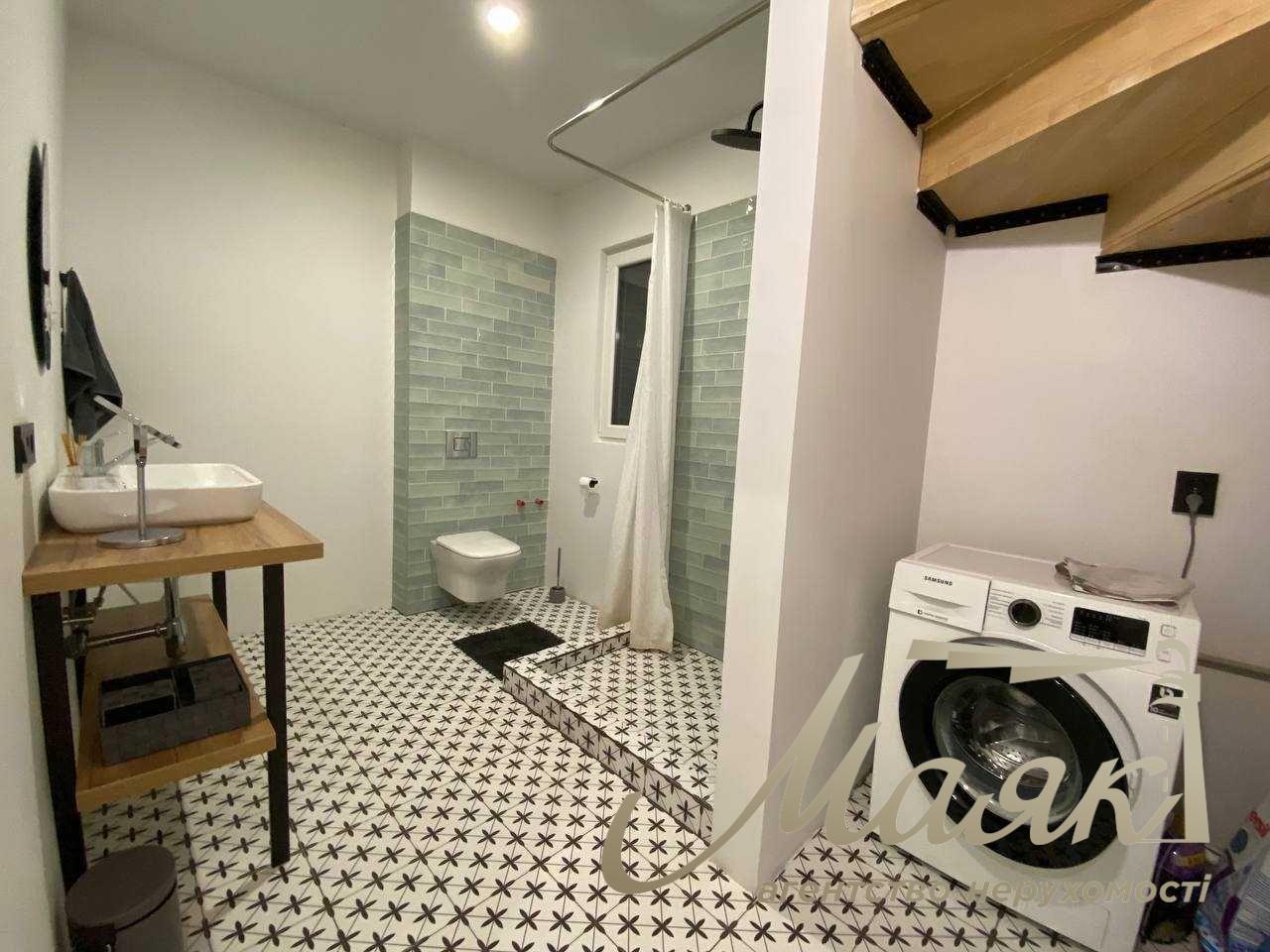 Rent a modern house-duplex 120m2 in Krukivshchyna 15 minutes to the subway