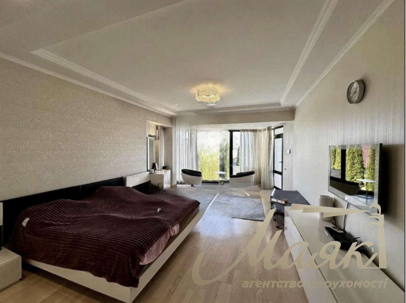 Аренда 2-х этажного дома 321м2 + гостевой дом, Остров Водников, Голосеевский район