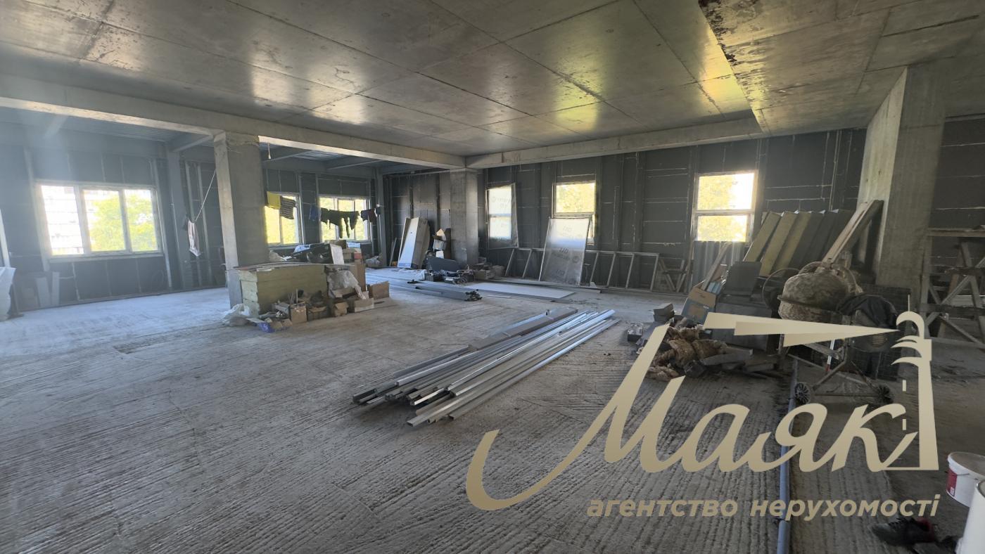 Office for rent 560 m2 on Grigory Kochura str., Solomensky district.
