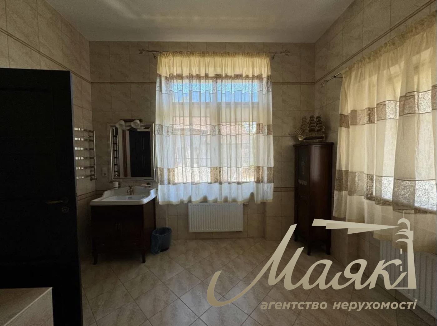 House for sale in KG Plyutovo village. Plyuty/Kozin/Koncha Zaspa