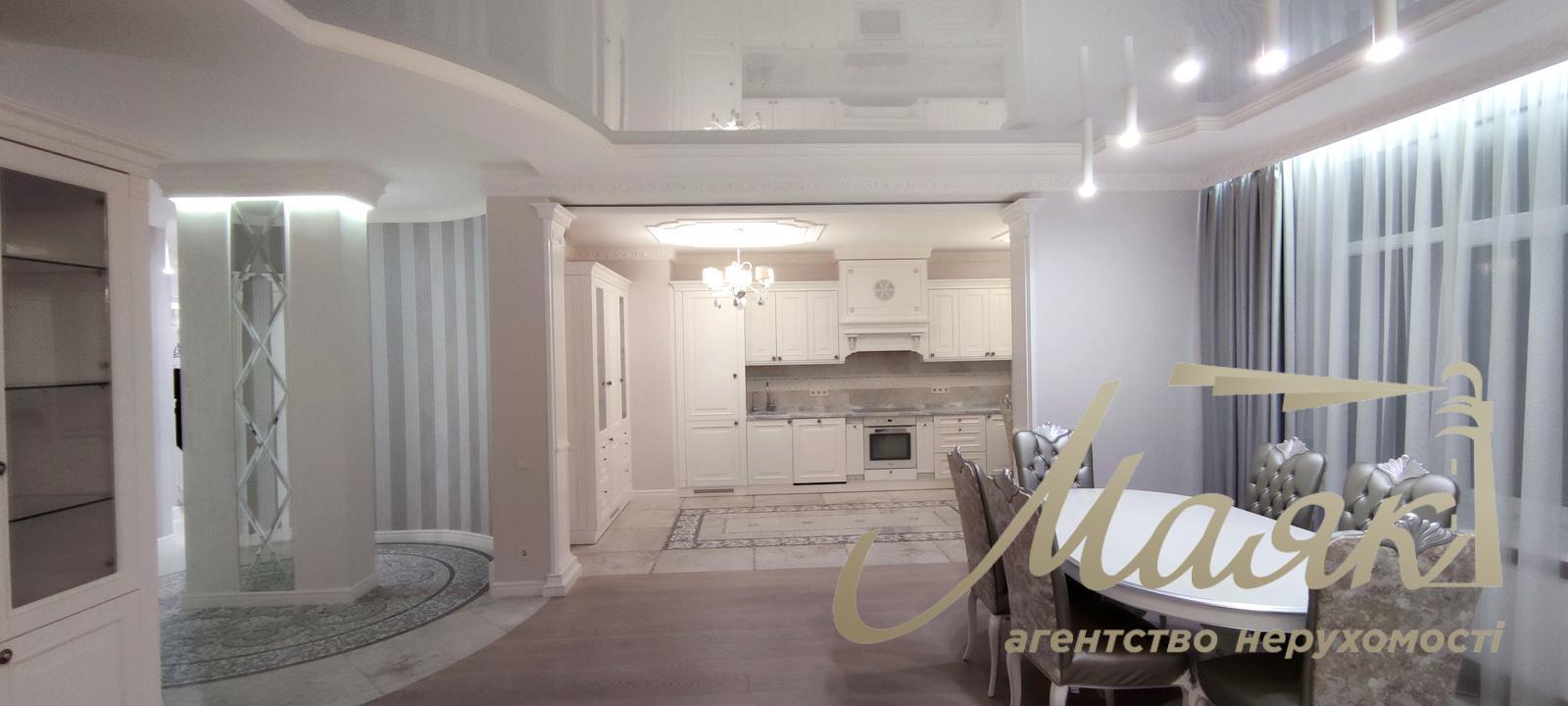 Продаж 5-кімнатної квартири 210 м² у ЖК "Новопечерські Липки" (вул. Верхогляда, колиш. Драгомирова, 11) Печерський район, Київ.