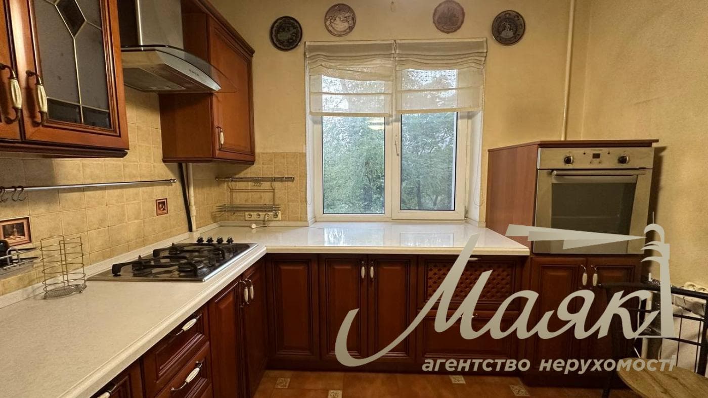 Продаж 3-кімнатної квартири на Оболоні, вул. Героїв Дніпра, 62