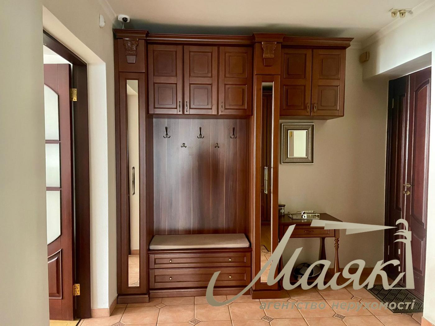 Оренда 4-кімнатної квартири 115м2, вул.Старонаводницька, Печерськ