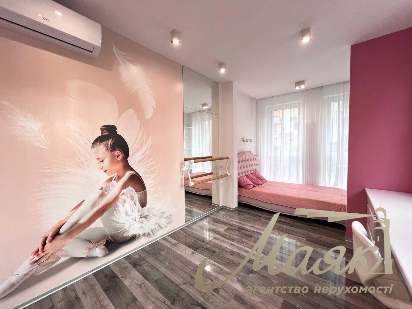 Аренда 3-х комнатной квартиры в ЖК New York Concept House, ул.Антоновича 74