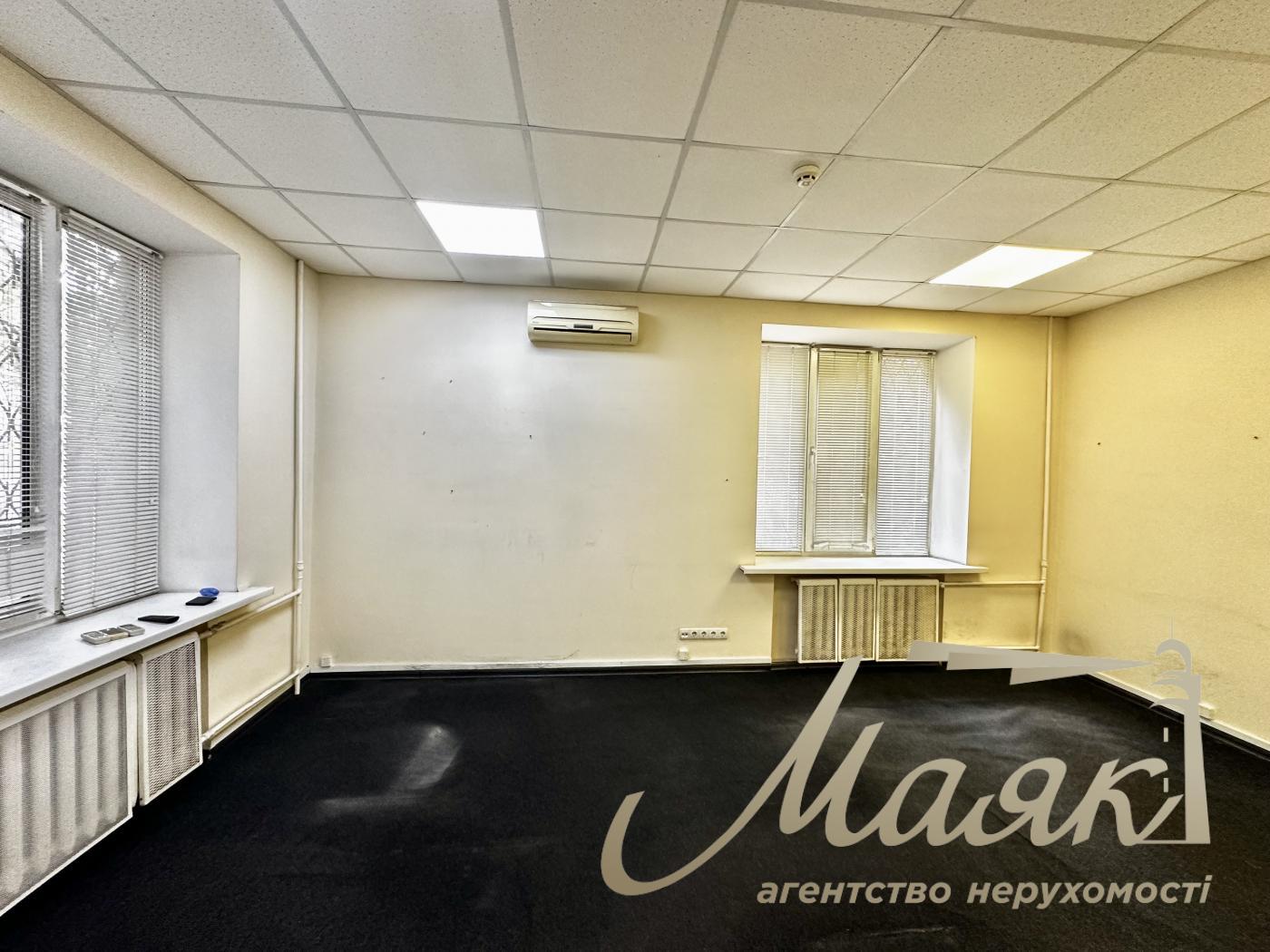 Rent Office 180m2, st. Lumumba Patrice, Pechersk
