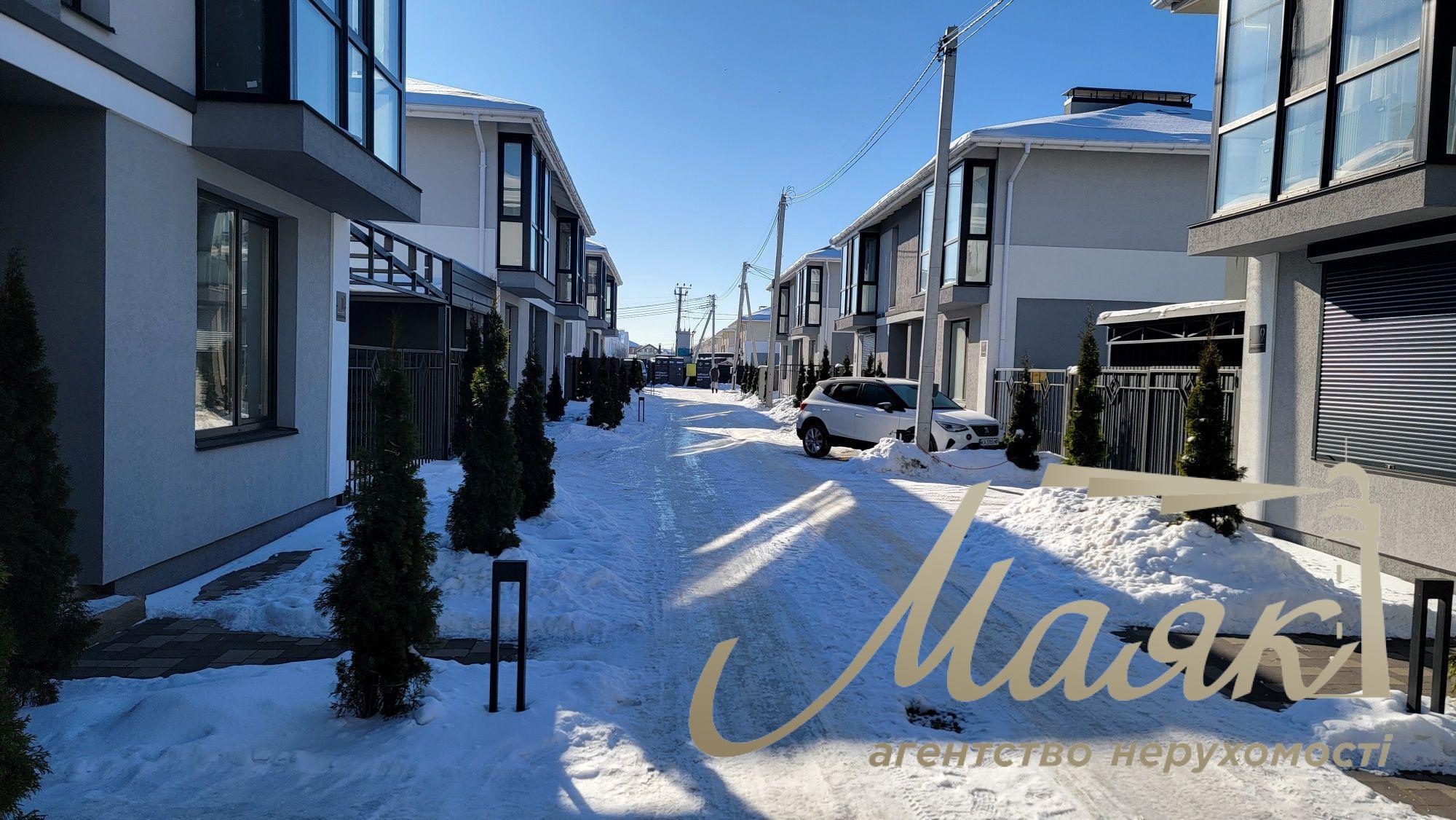 Продаж дуплексу з новим ремонтом, гаражем і власним бомбосховищем с.Крюківщина, котеджне містечко Beverly Hills (2 км від Києва).