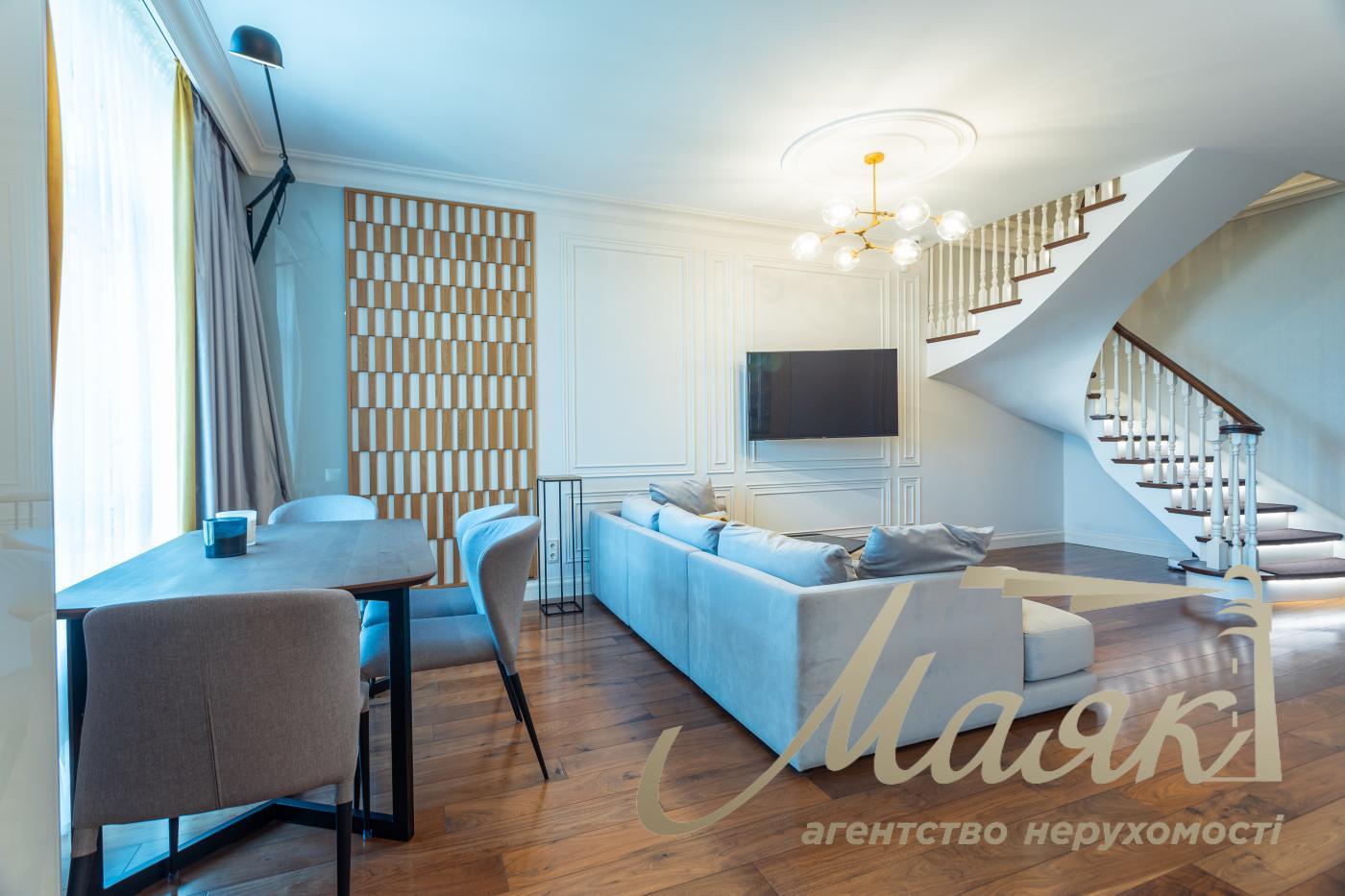 Sale 4k apartment with parking place in LCD Zverinetskyi, Pechersk, Kiev