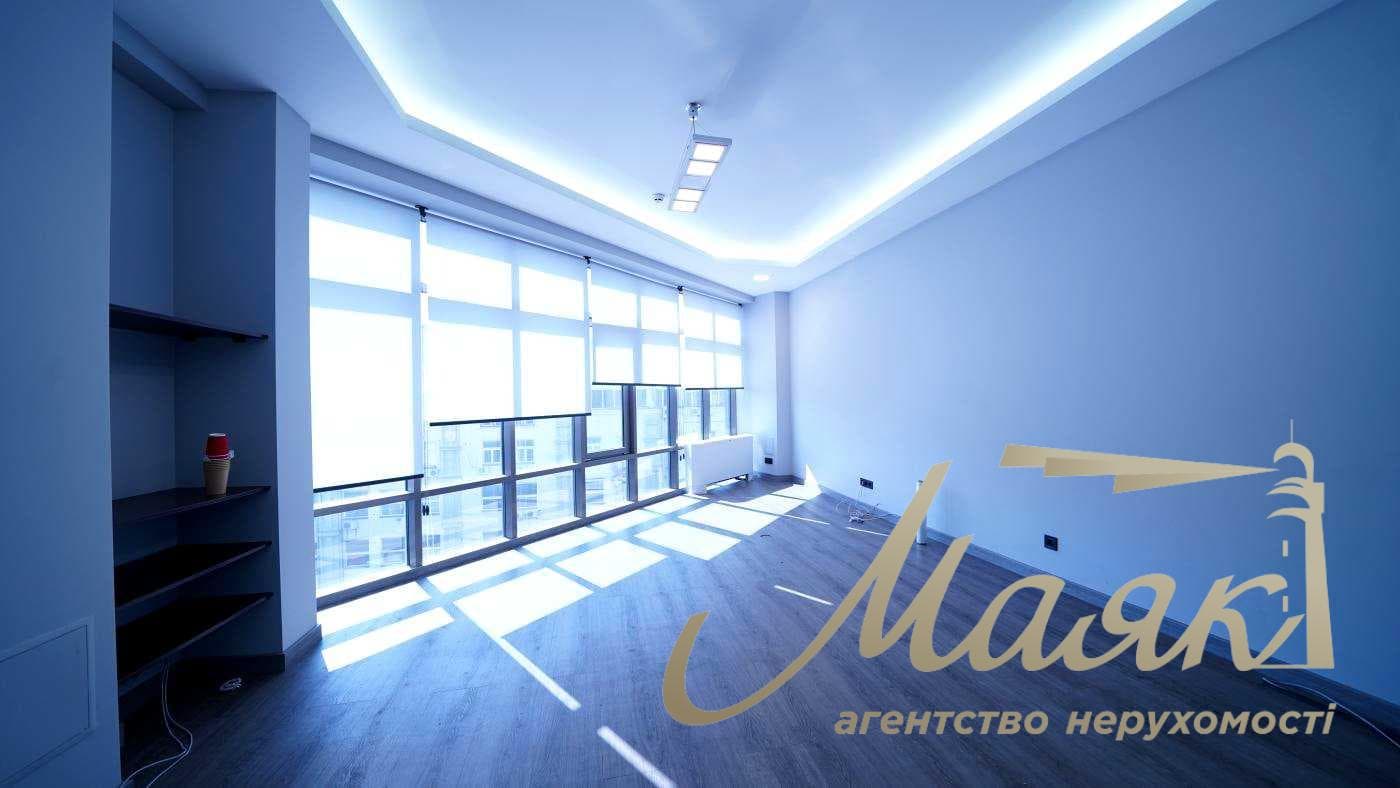 Оренда офісу (182 м²) на вул. Велика Васильківська, 72