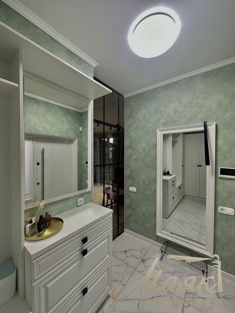 Оренда двоповерхового будинку площею 110 м² на ділянці 4 сотки. Петропавлівська Борщагівка, Києво-Святошинський район.