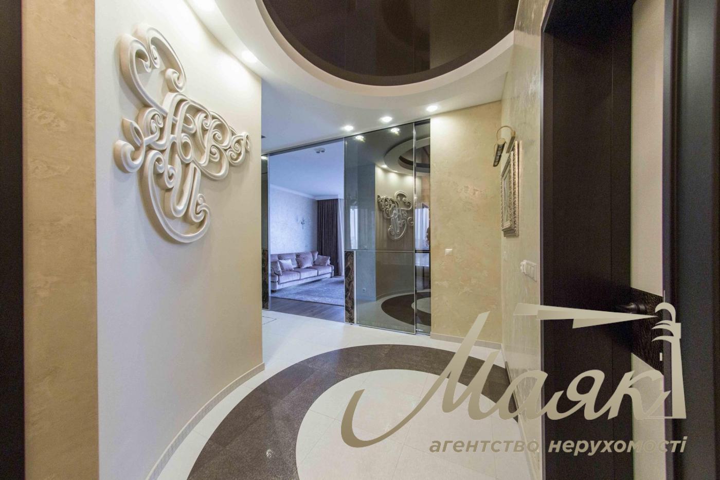 Продажа 3-к квартиры 140 м2 в ЖК "Престиж Холл", ул. Василия Тютюнника (Барбюса Анри), г. Киев