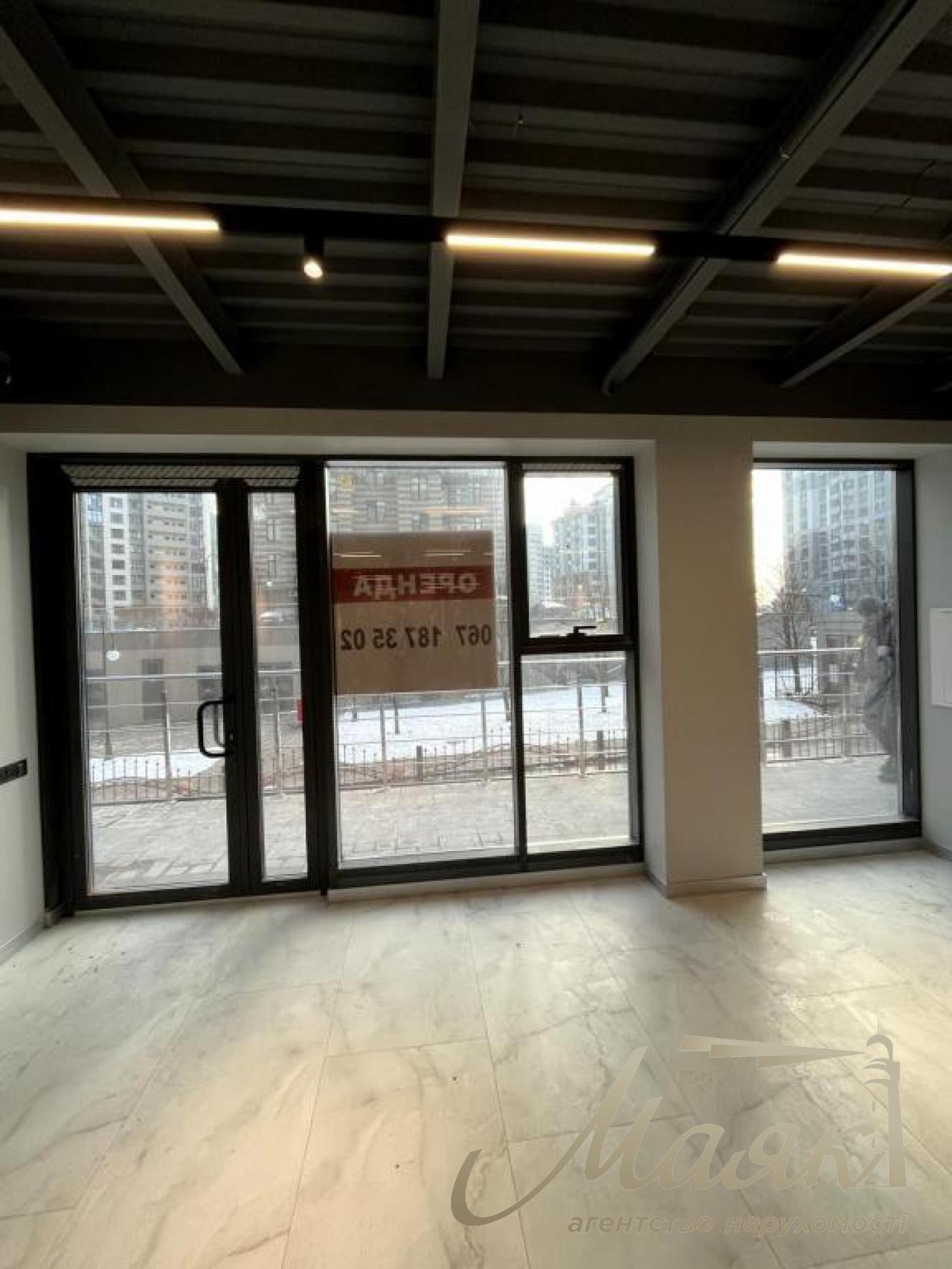 Оренда фасадного приміщення 89 м.кв. ЖК Дельмар, Центр