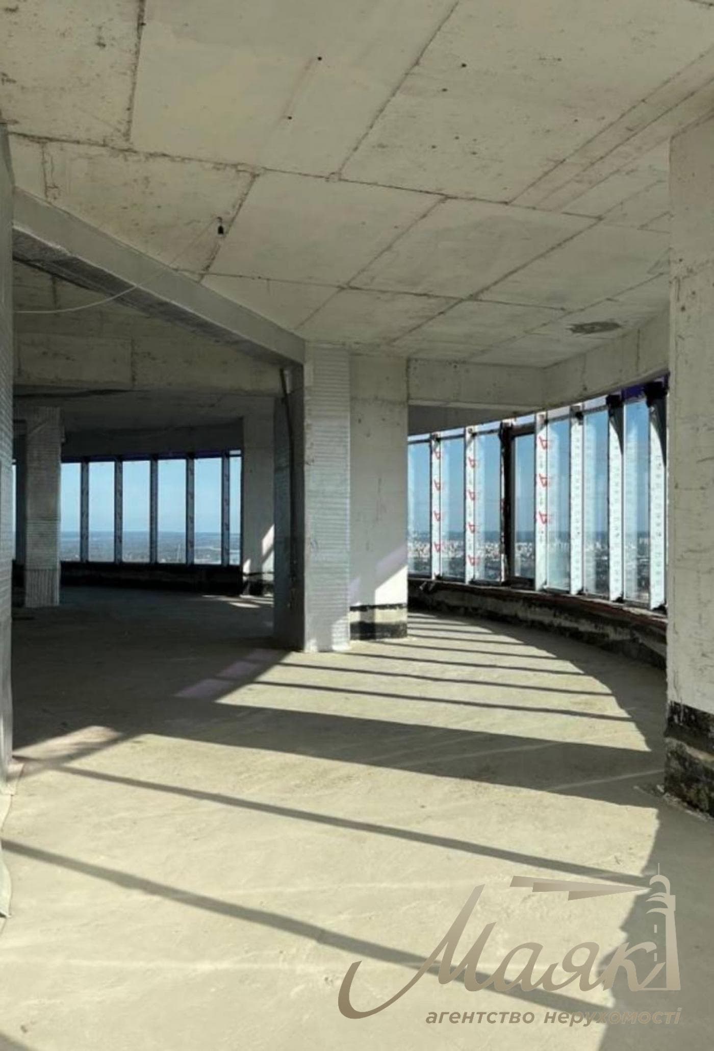 Продаж / Пентхаус 300 м² / Кловський спуск, Печерськ, Київ