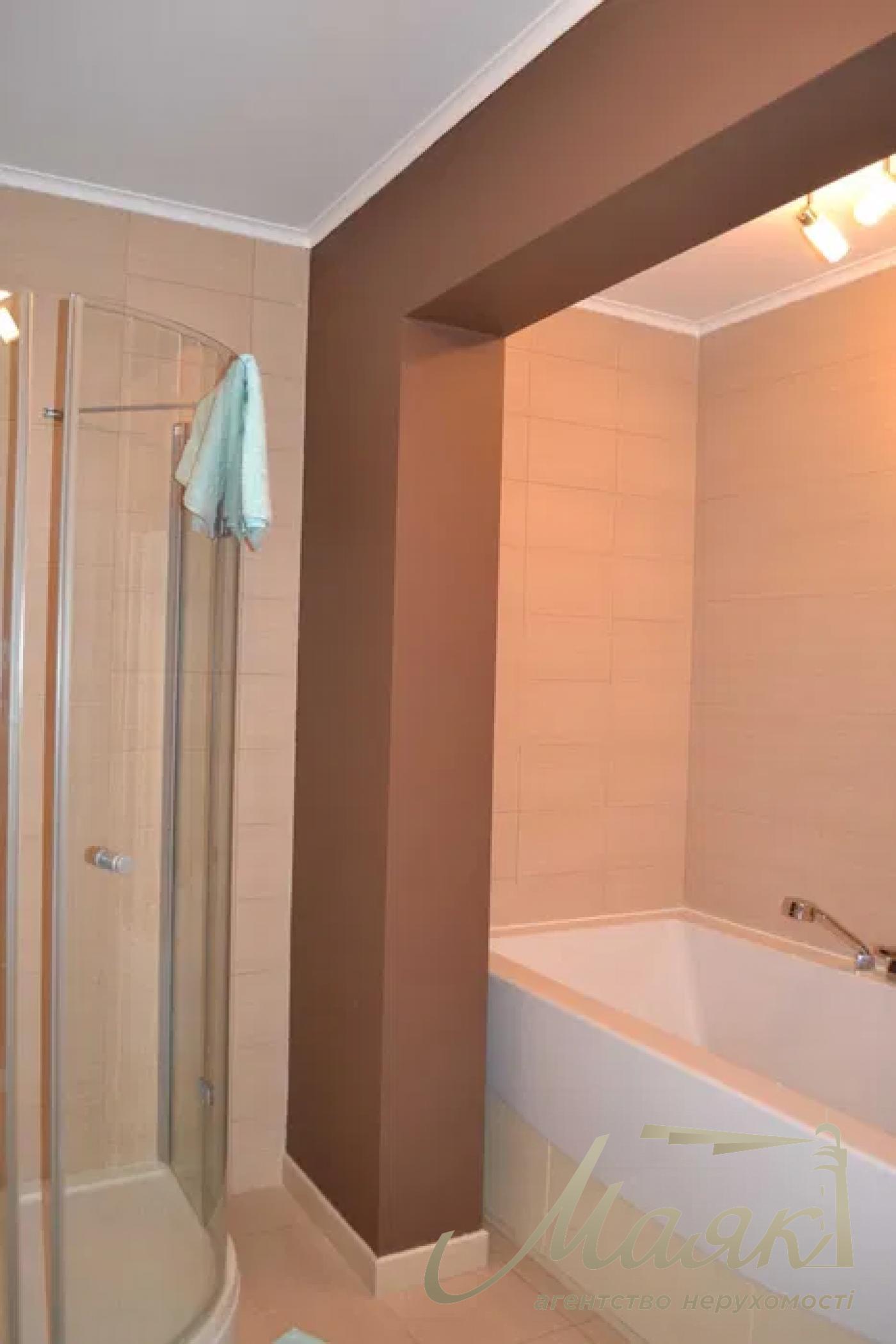 Продаж 4-к 2-х рівневої квартири, 158 м2, вул. Лобановського, Святошинський р-н