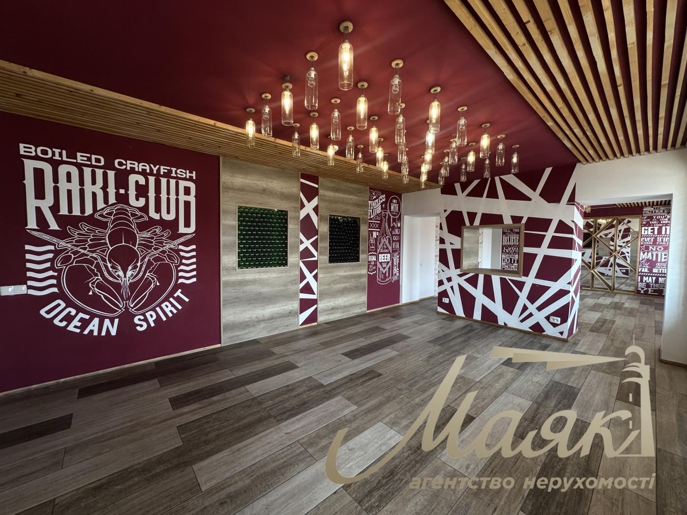 Rent a facade premises 201m2, Ivasiuk Ave, Obolonska Embankment