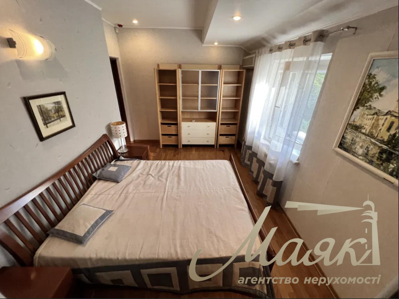 Оренда 2-х поверхового таунхауса 170м2, КМ Кантрі(Козин)