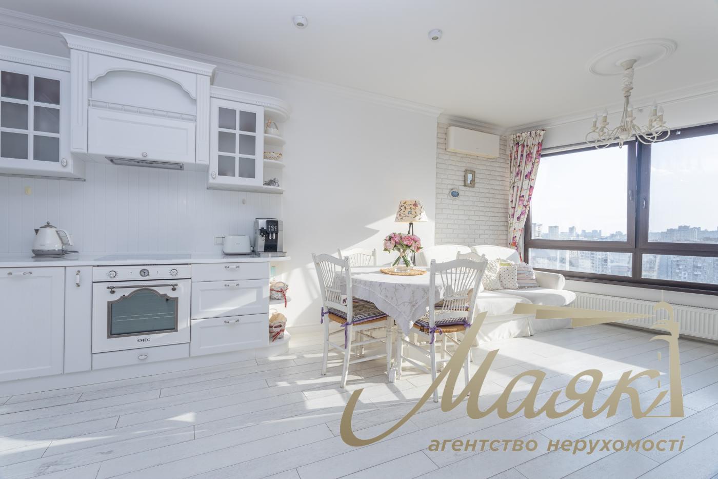 Продаж 3 кімнатної квартири в ЖК Park Avenue, пр-т Голосіївський