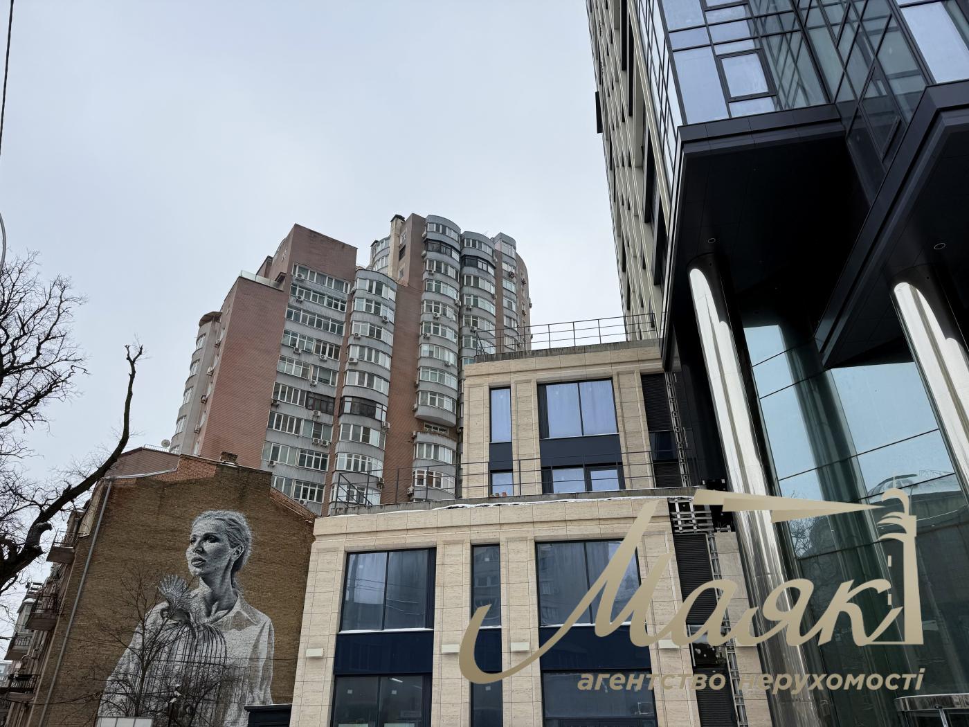 Продажа 2к. квартиры в ЖК А136, ул. Антоновича. Центр