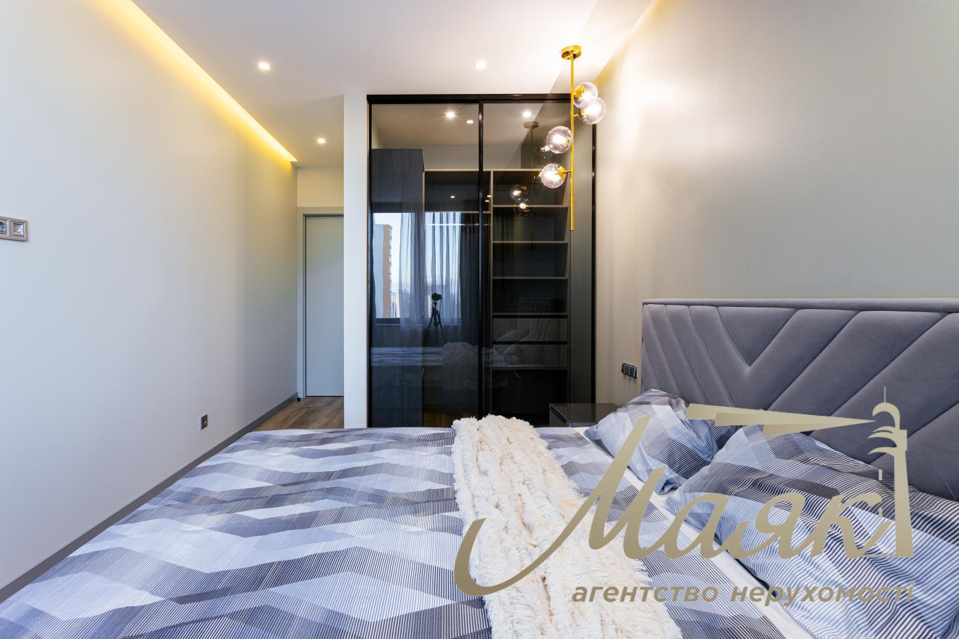 Продаж 3х-кімнатної квартири 86 м2 в ЖК "ЖК RESIDENT Concept House" Володимирська 86а, Київ