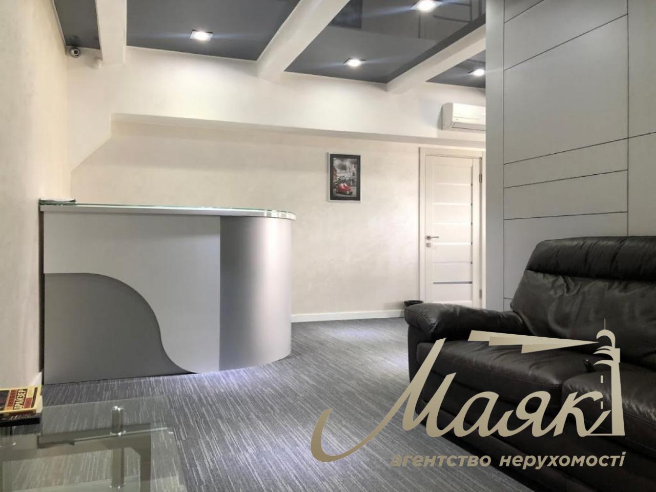 Продается офис в БЦ Каньон 110 м2 с ремонтом