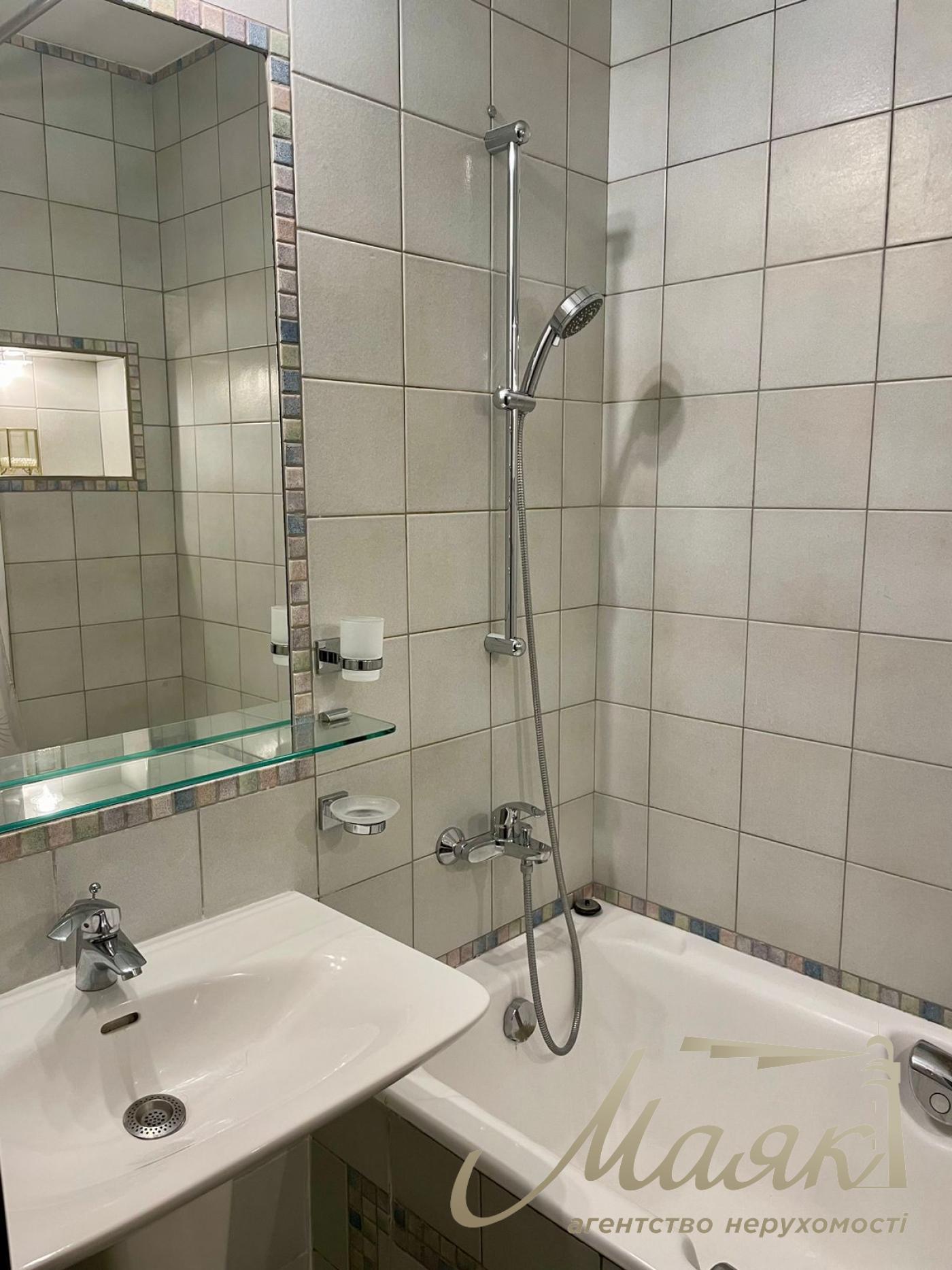 Оренда 4-кімнатної квартири 115м2, вул.Старонаводницька, Печерськ