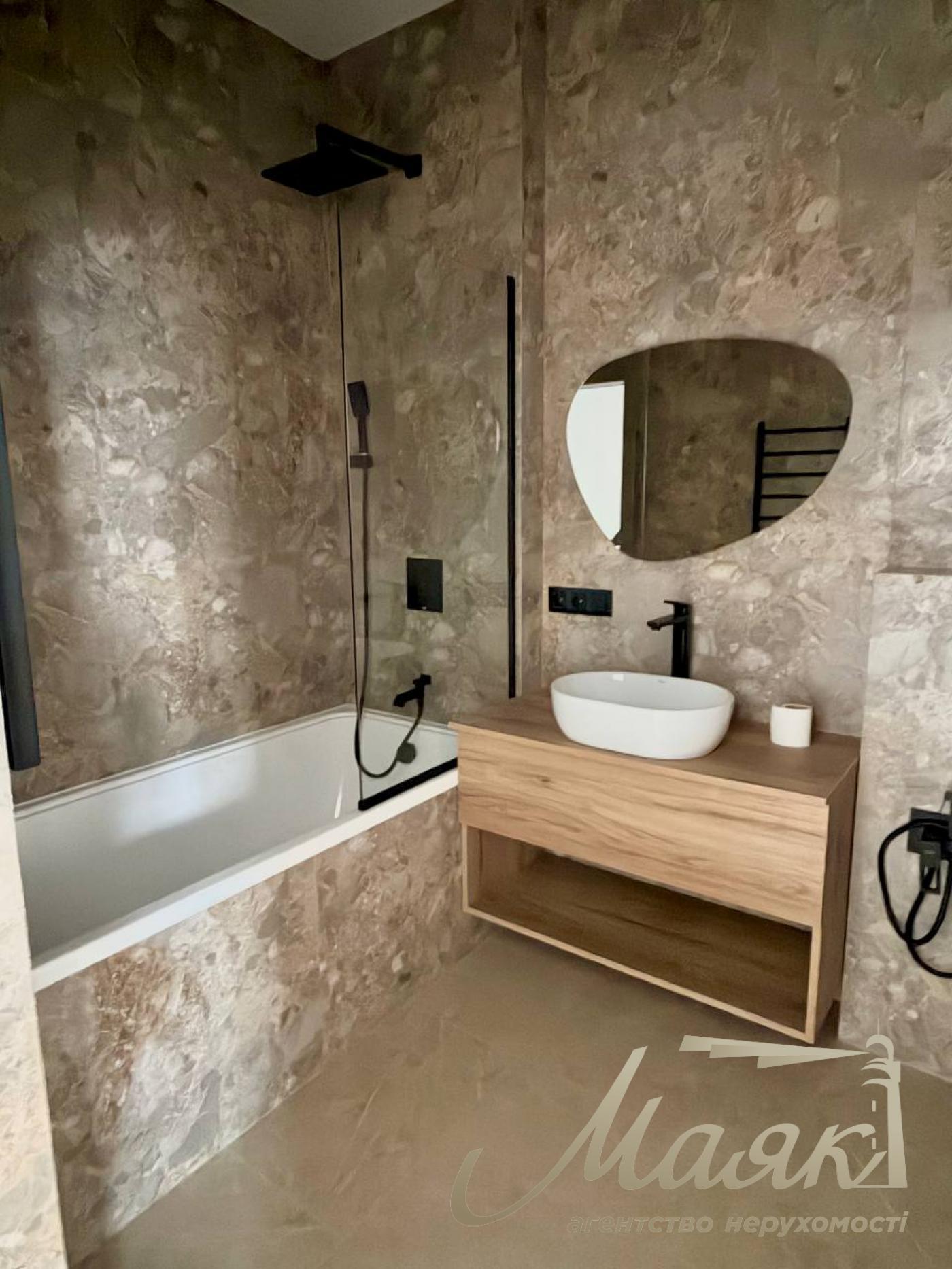 Продаж 2- кімнтної квартири в ЖК Новопечерські Липки