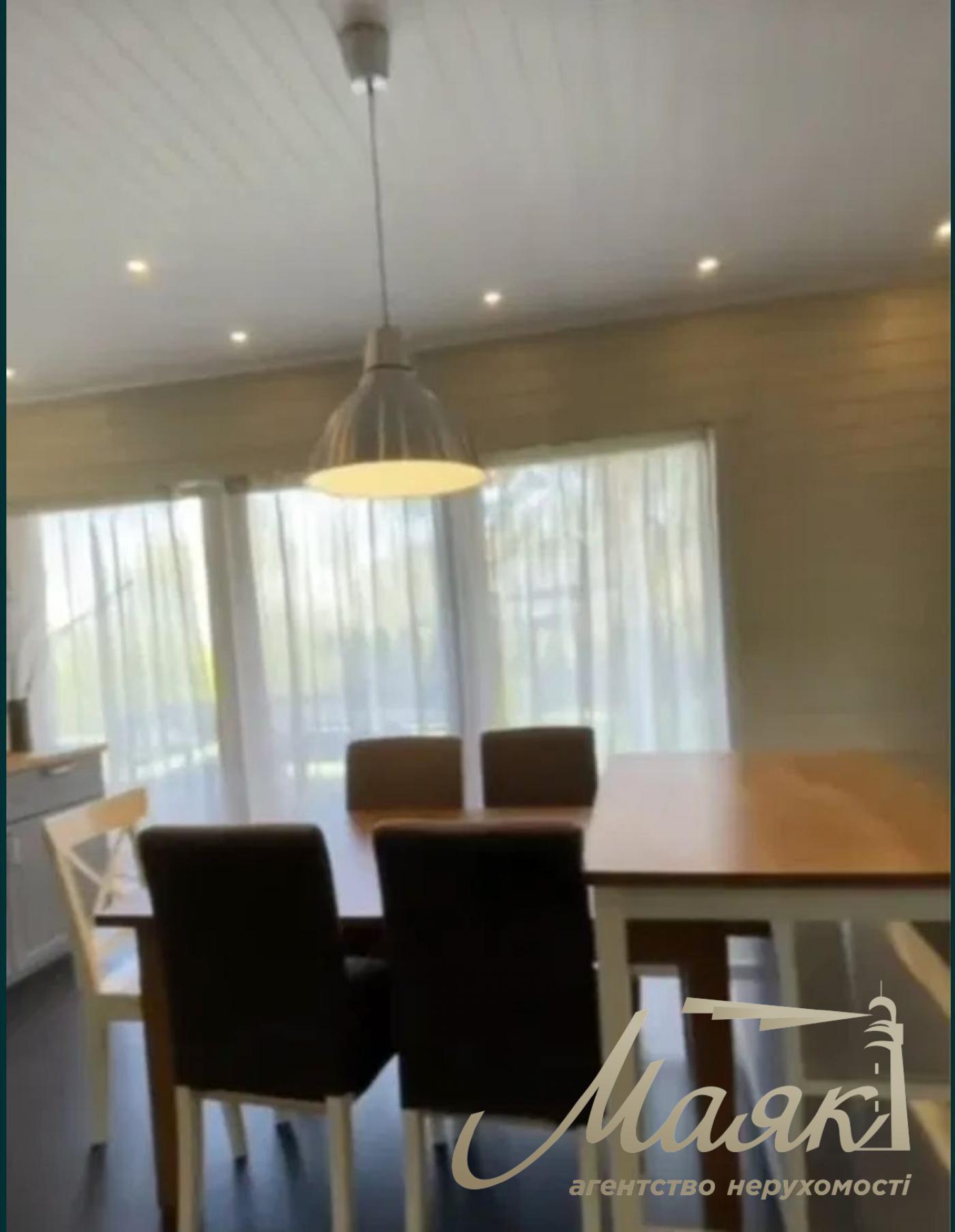 Оренда затишного будинку 280м2 з видом на озеро в Конча-Заспі, Хутір Мрігі.