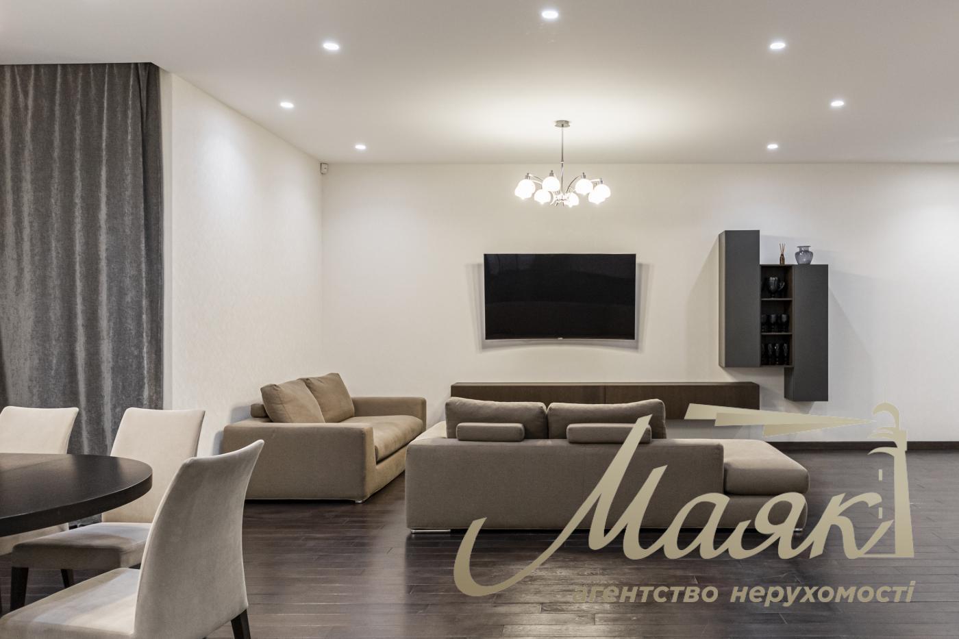 Оренда 4-кімнатної ЖК Французький Квартал, вул. Саперне Поле 12, 164м2