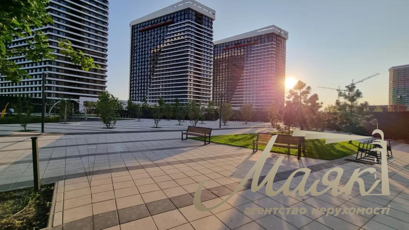 Продаж 2к квартири ЖК Грейт, Дніпровська набережна