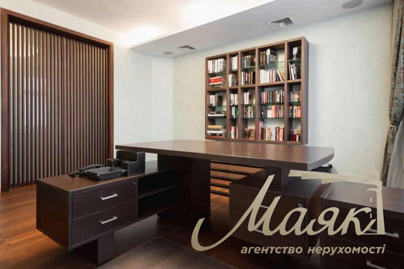 Продаж 4к-квартири 195 м2 вул. Панаса Мирного, 17 Печерський район